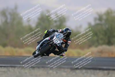 media/Sep-24-2022-CVMA (Sat) [[a45f954247]]/Race 13 Supersport Open/